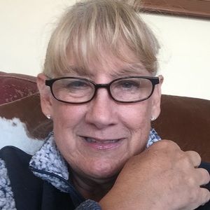 Meet your Posher, Dana